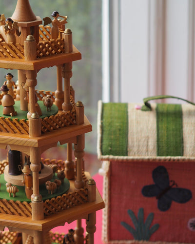 Extra Small Raffia Basket Butterfly