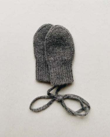 Cashmere Mittens in Pewter Grey from Studio Mini